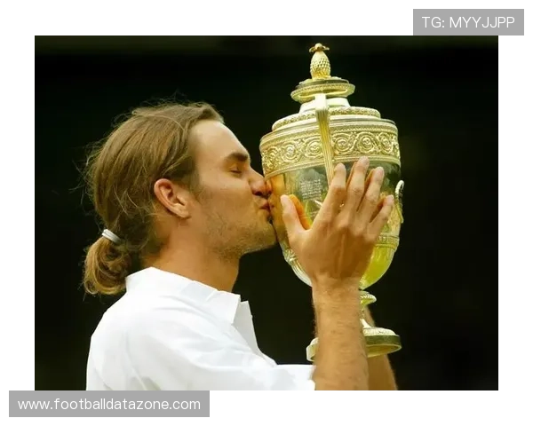 网球大满贯战火重燃 费德勒宣布复出参加温网赛事